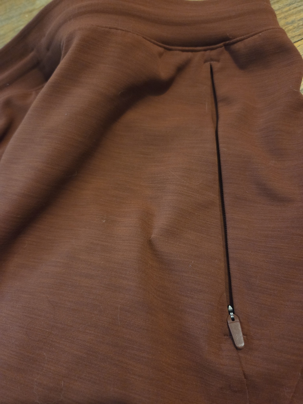 Lululemon Boys Performance Short - Rust - Picture 2 of 3